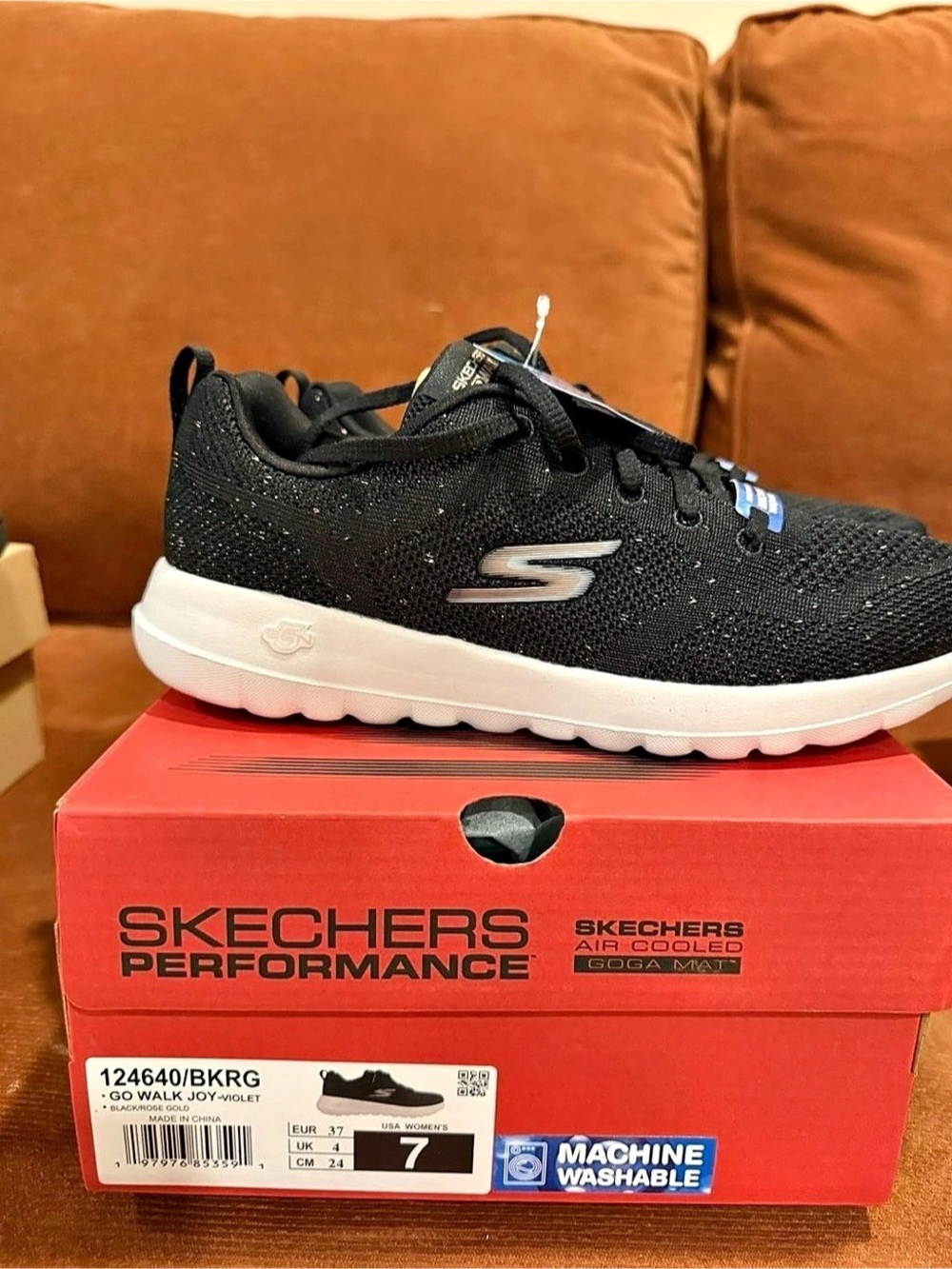 Skechers GO WALK JOY Athletic Shoes Black & White US 7